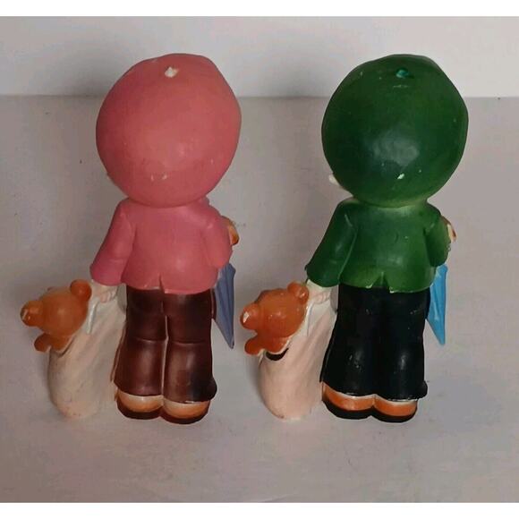 2 Vintage Plastic Boy Figurines Umbrella Bag with Teddy Bear Hong Kong - Picture 6 of 13